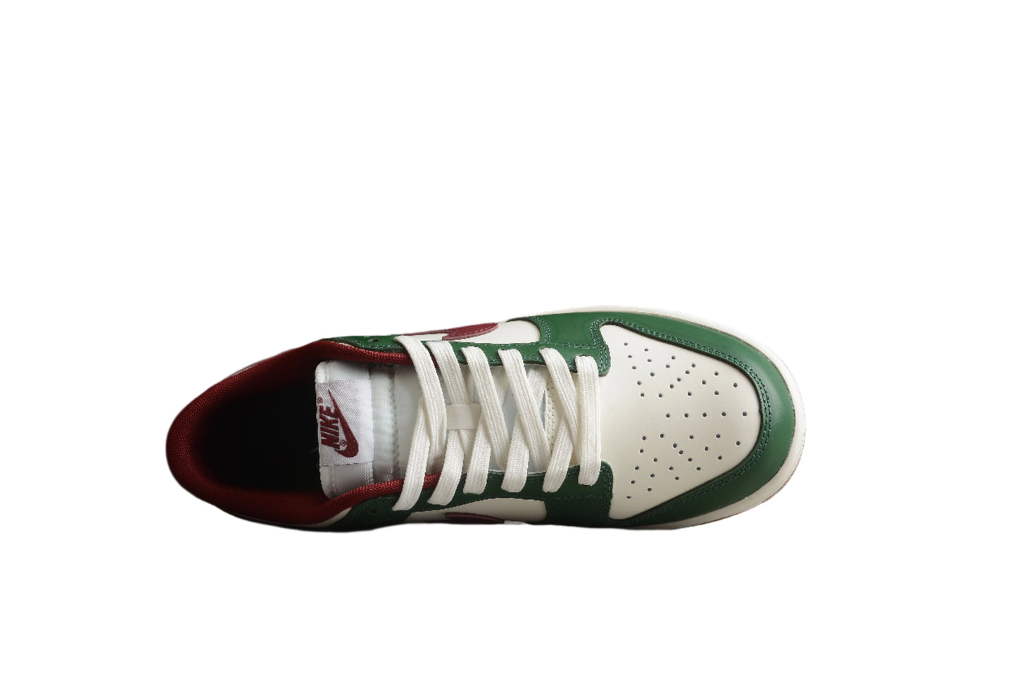 Nike Dunk Low  SB