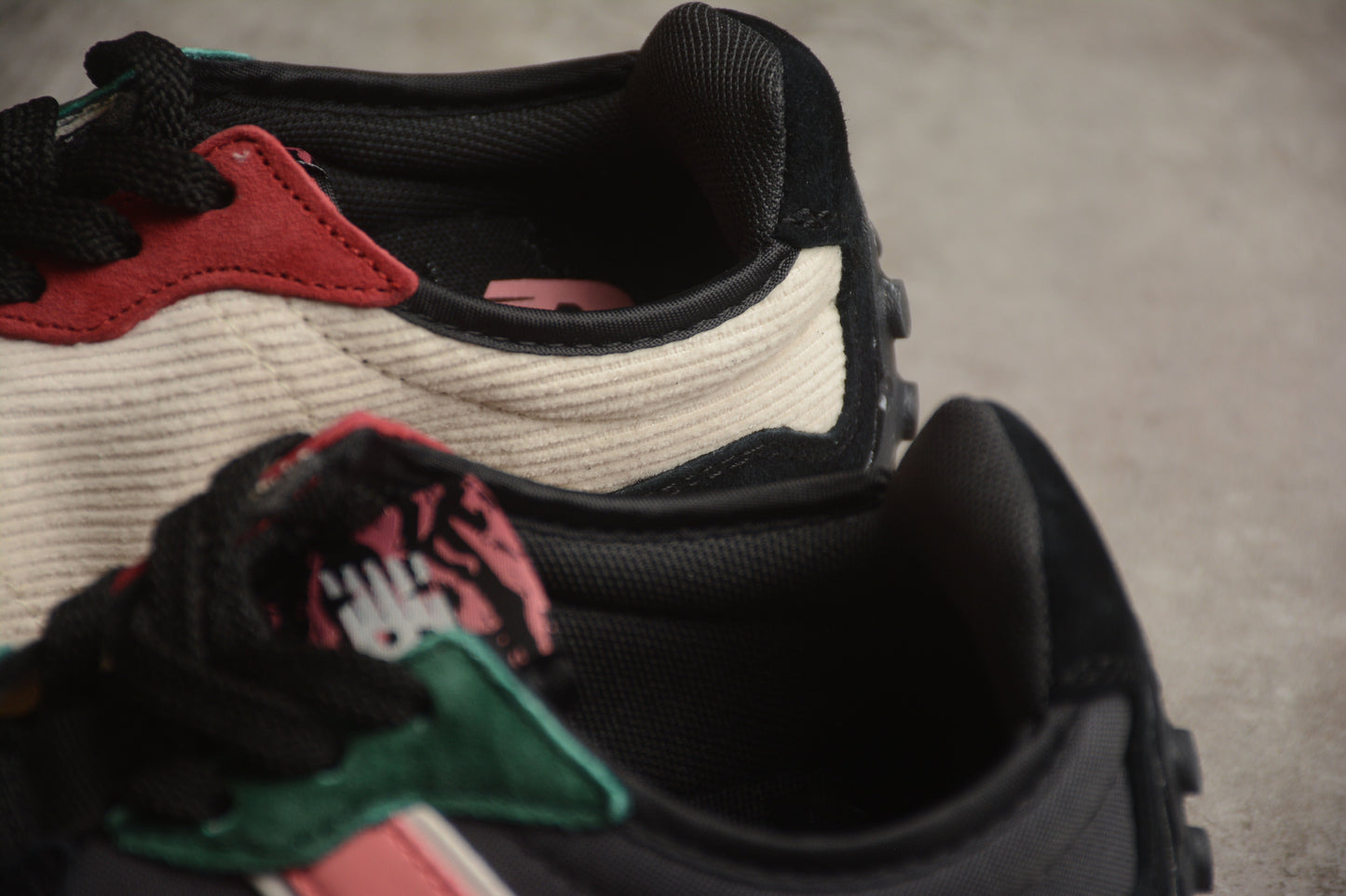 New Balance 327