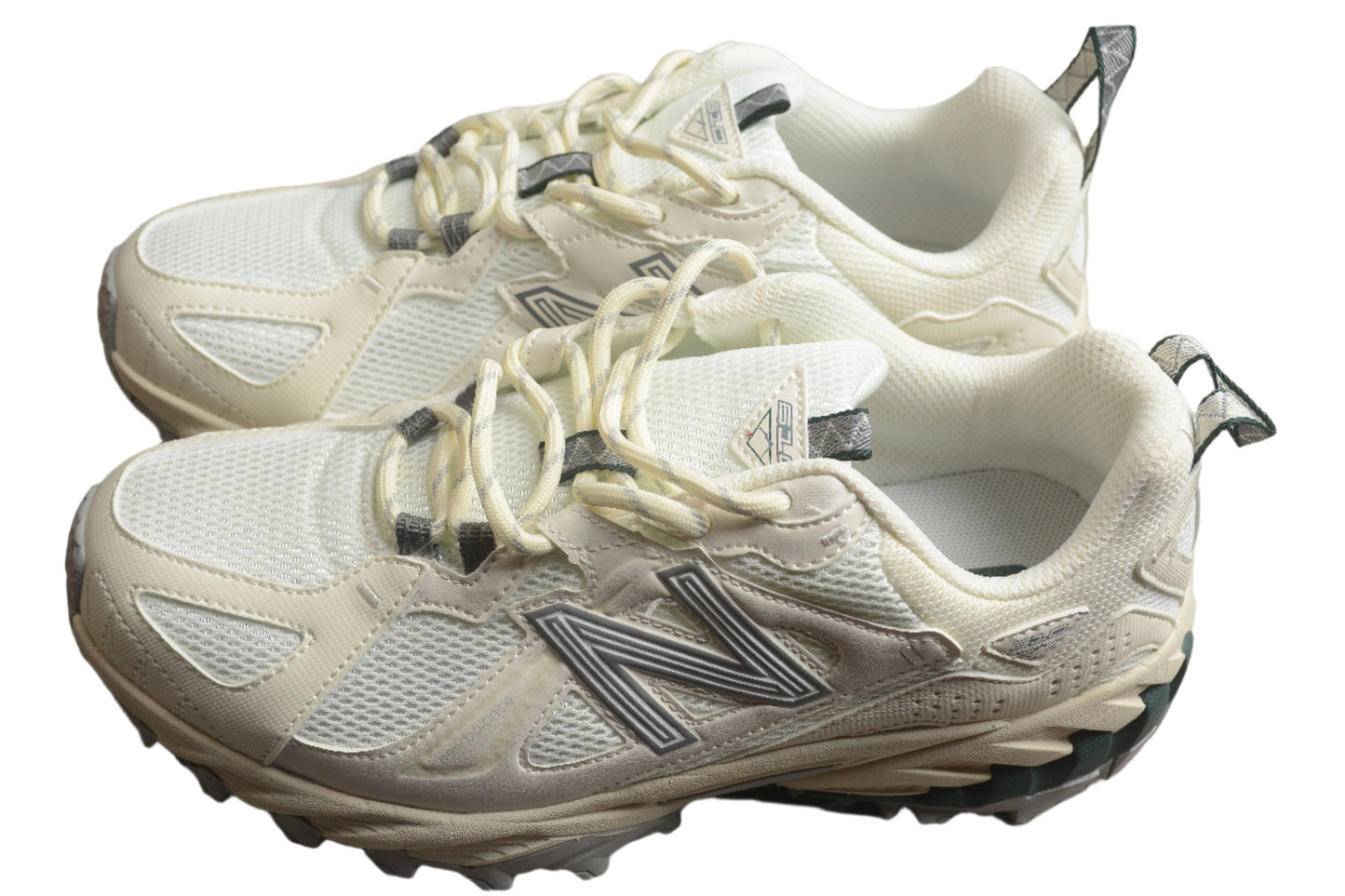 New Balance 610T