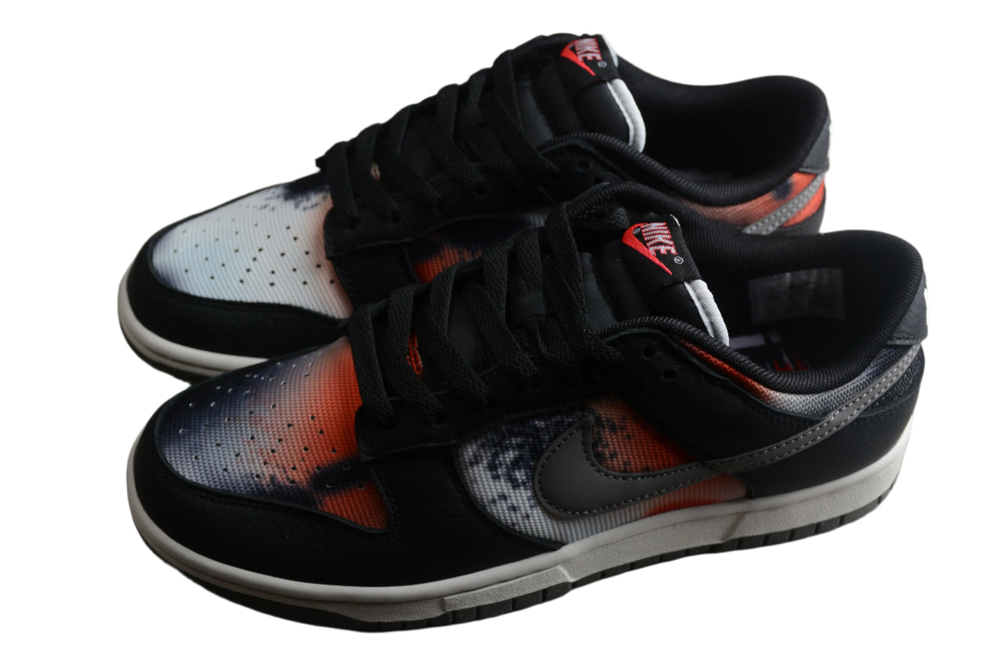 Nike Dunk Low  SB