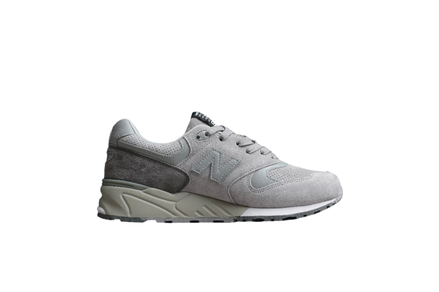 New Balance 999