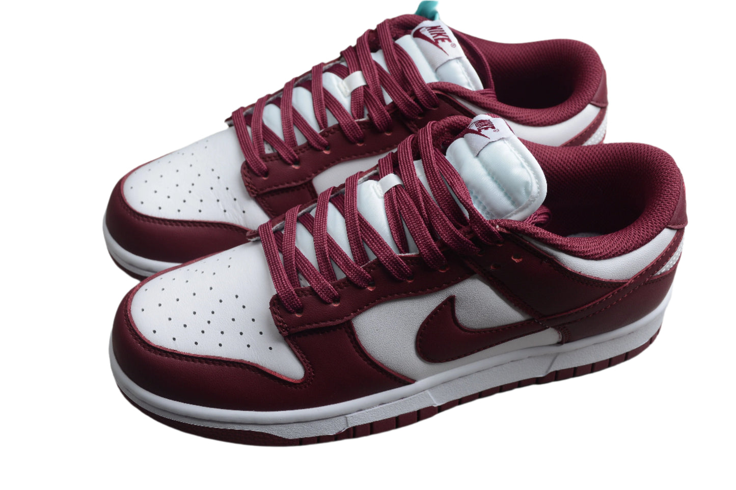 Nike Dunk Low  SB