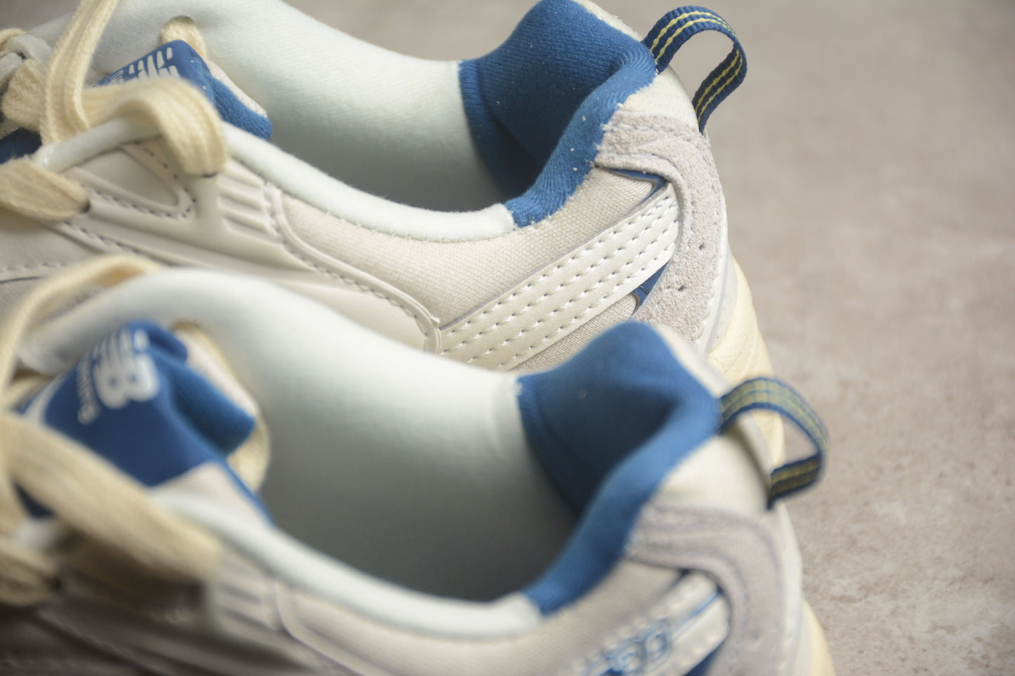 New Balance 530