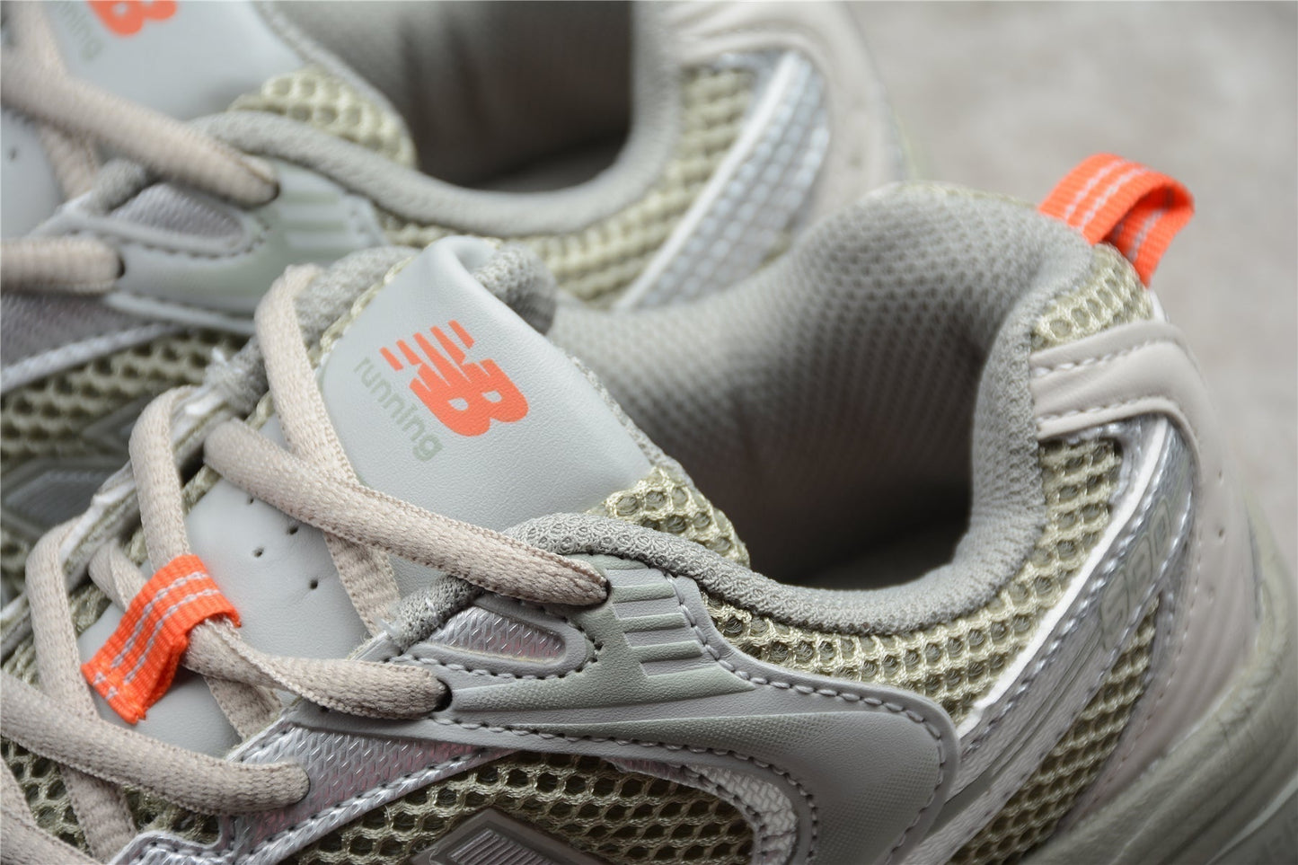 New Balance 530