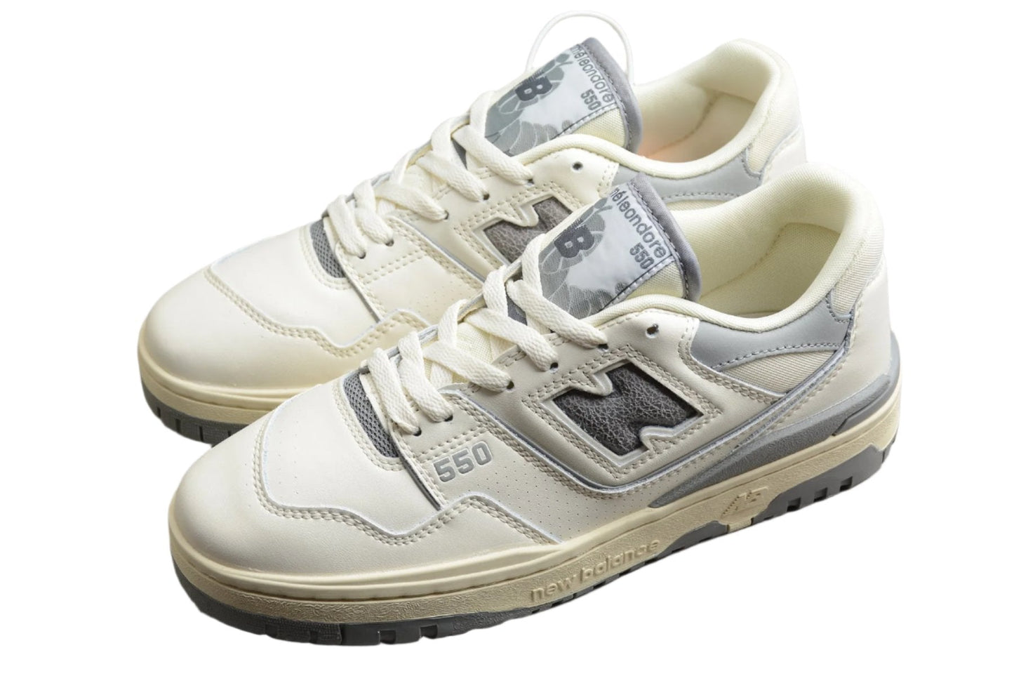 New Balance 550