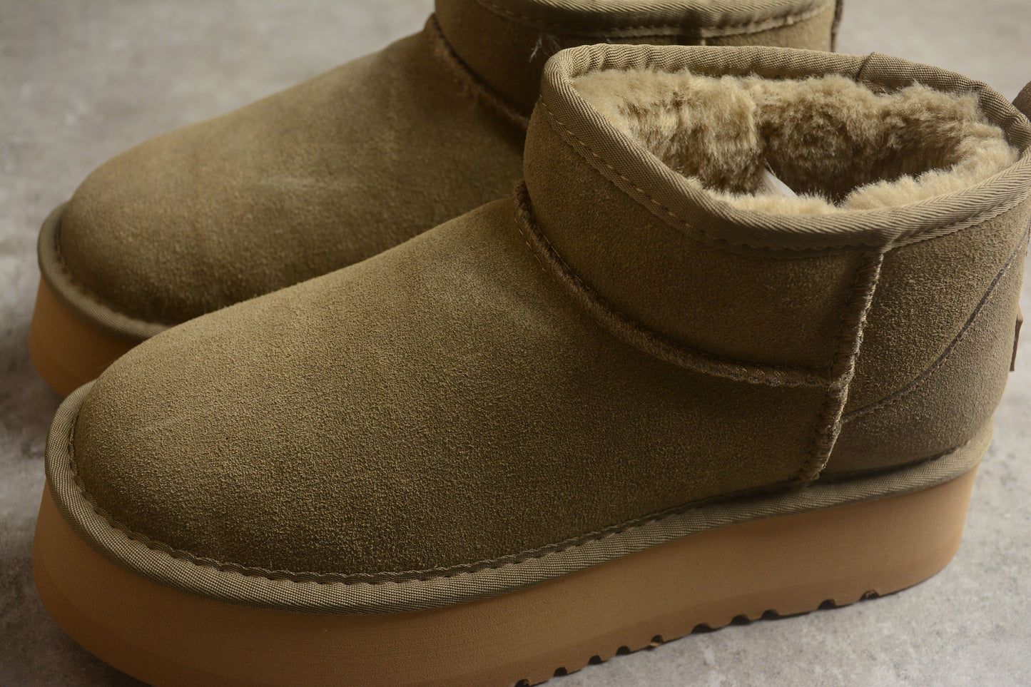 UGG Ultra Mini Platform Boot