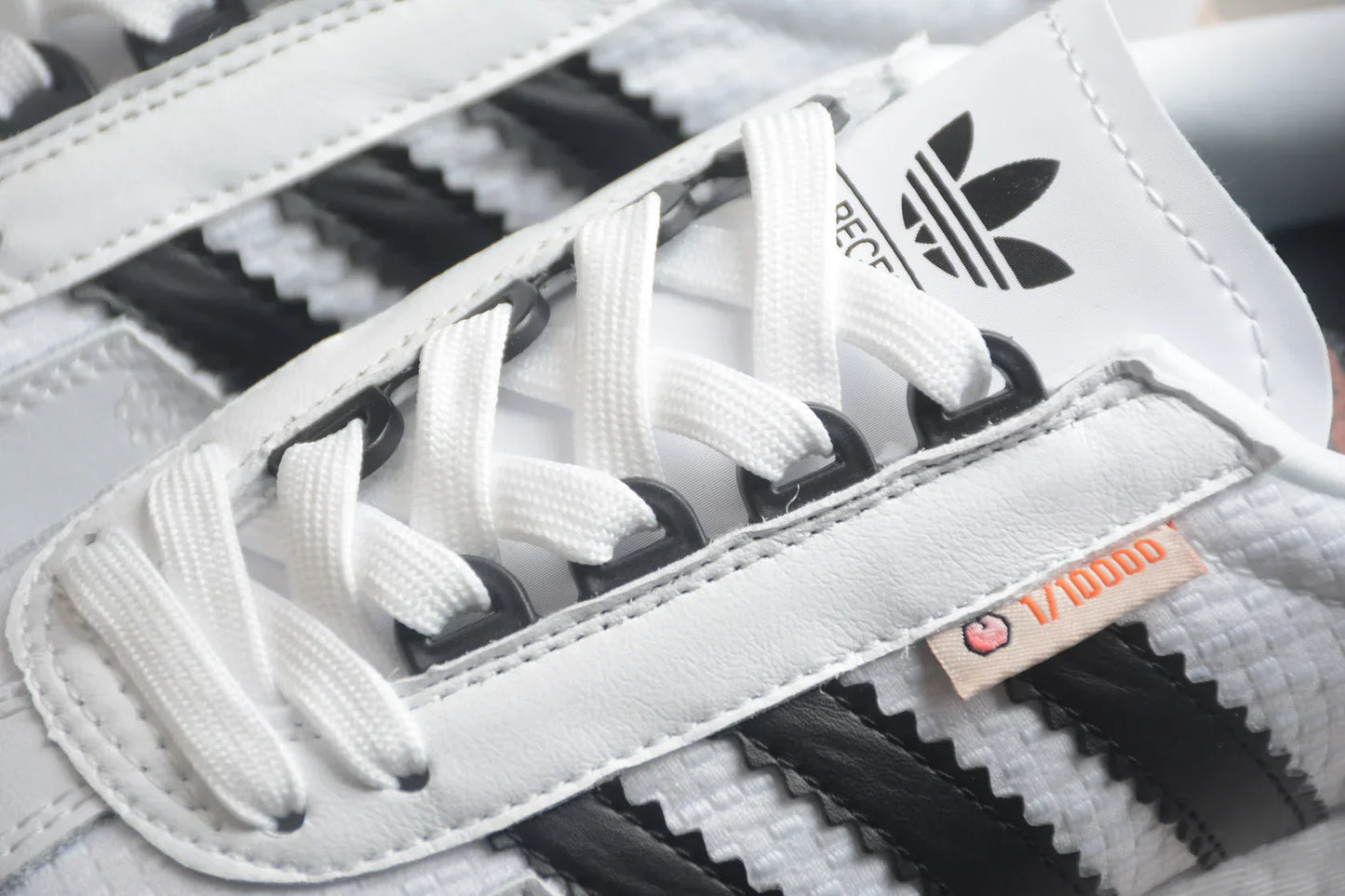 Adidas Retropy