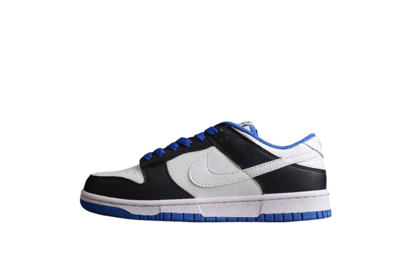 Nike Dunk Low  SB