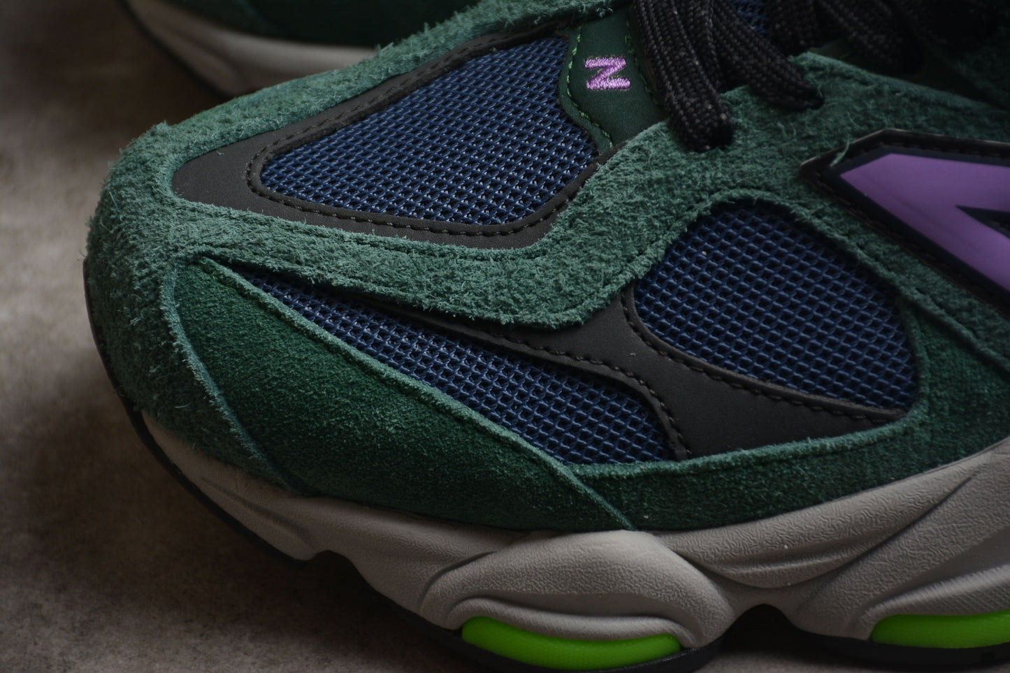 New Balance 9060