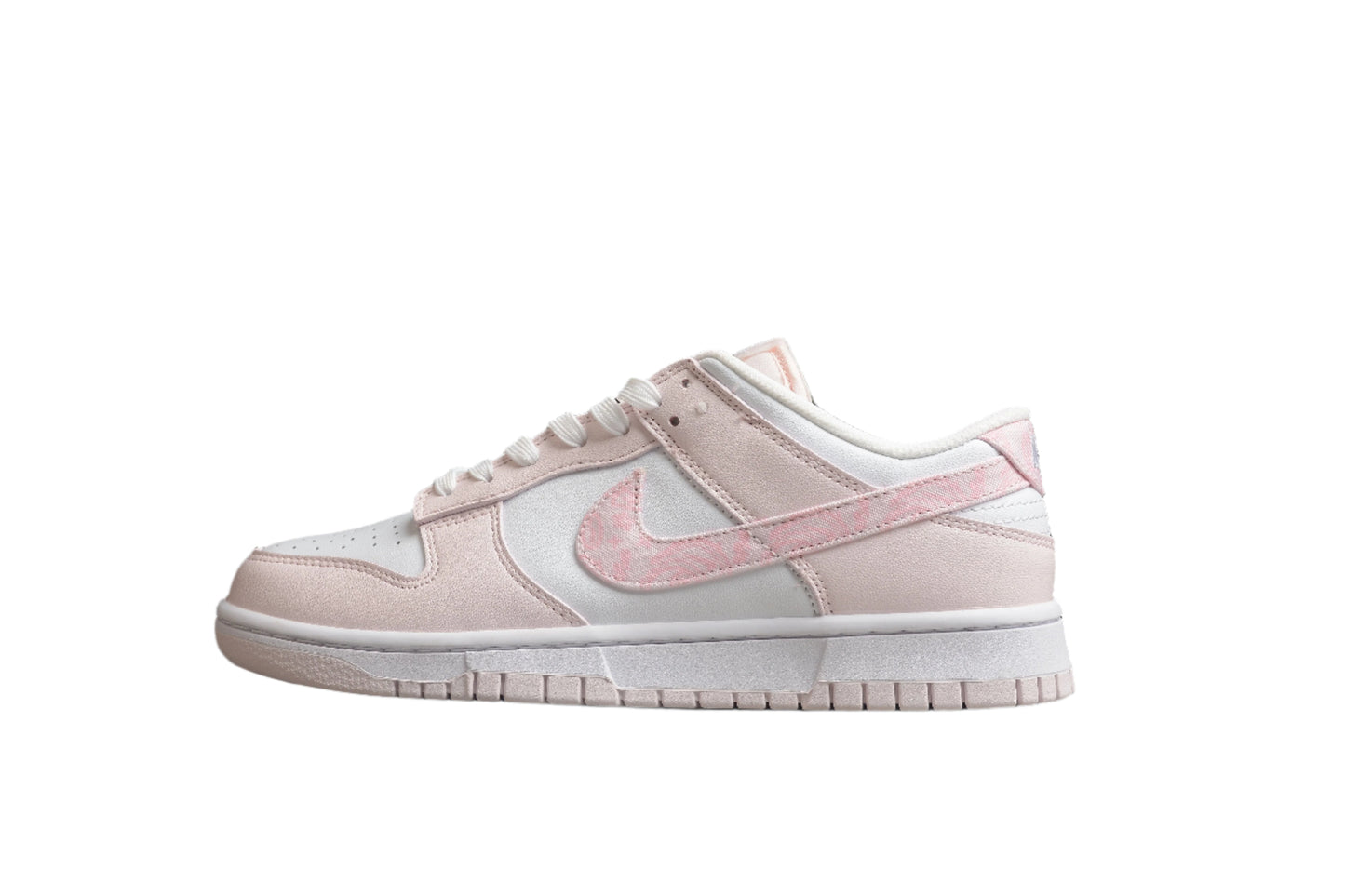 Nike Dunk Low  SB