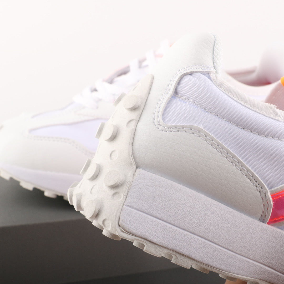 New Balance 327