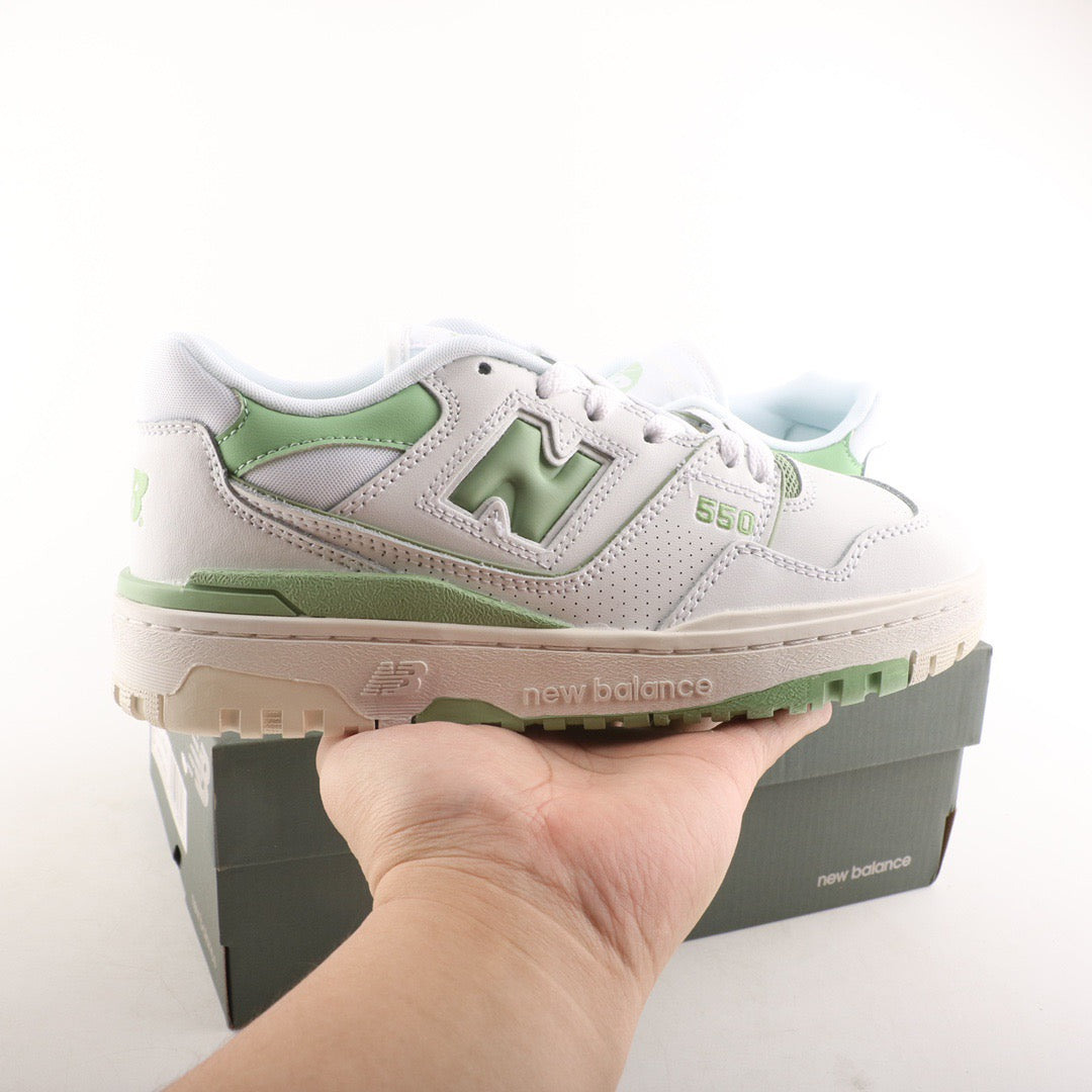 New Balance 550