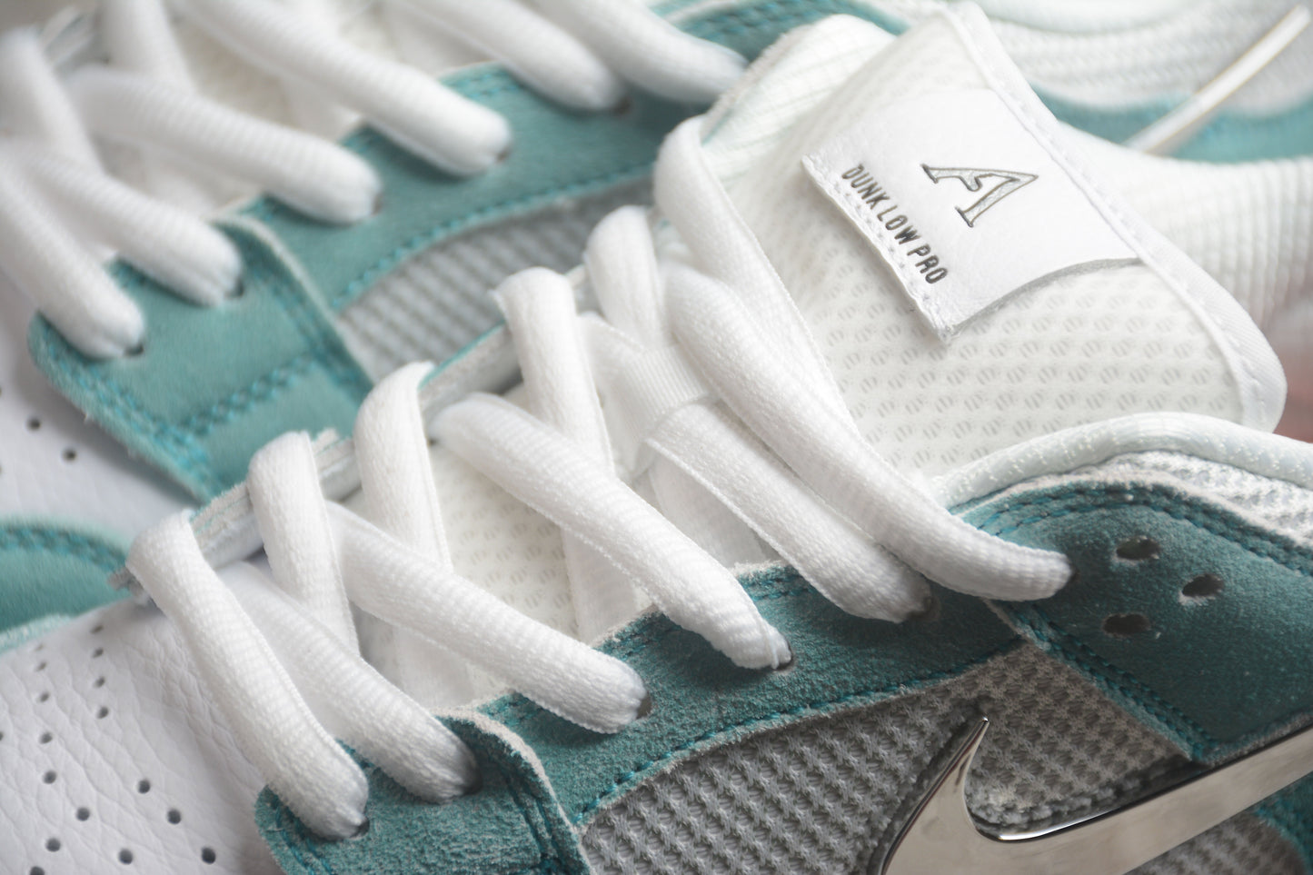 Nike Dunk Low SB