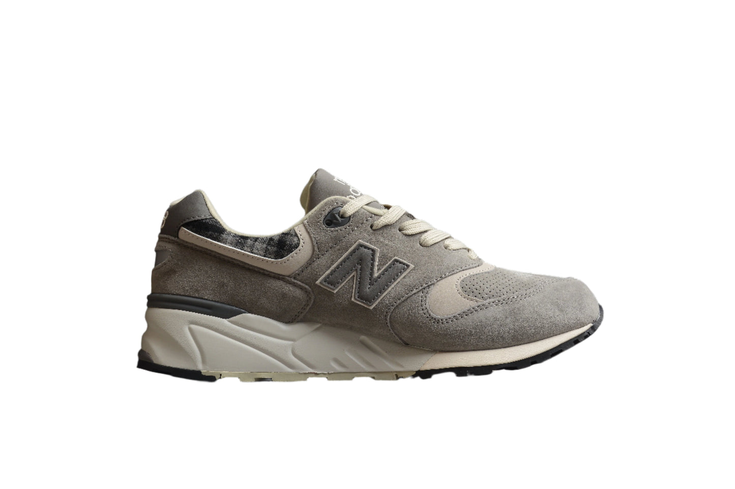 New Balance 999