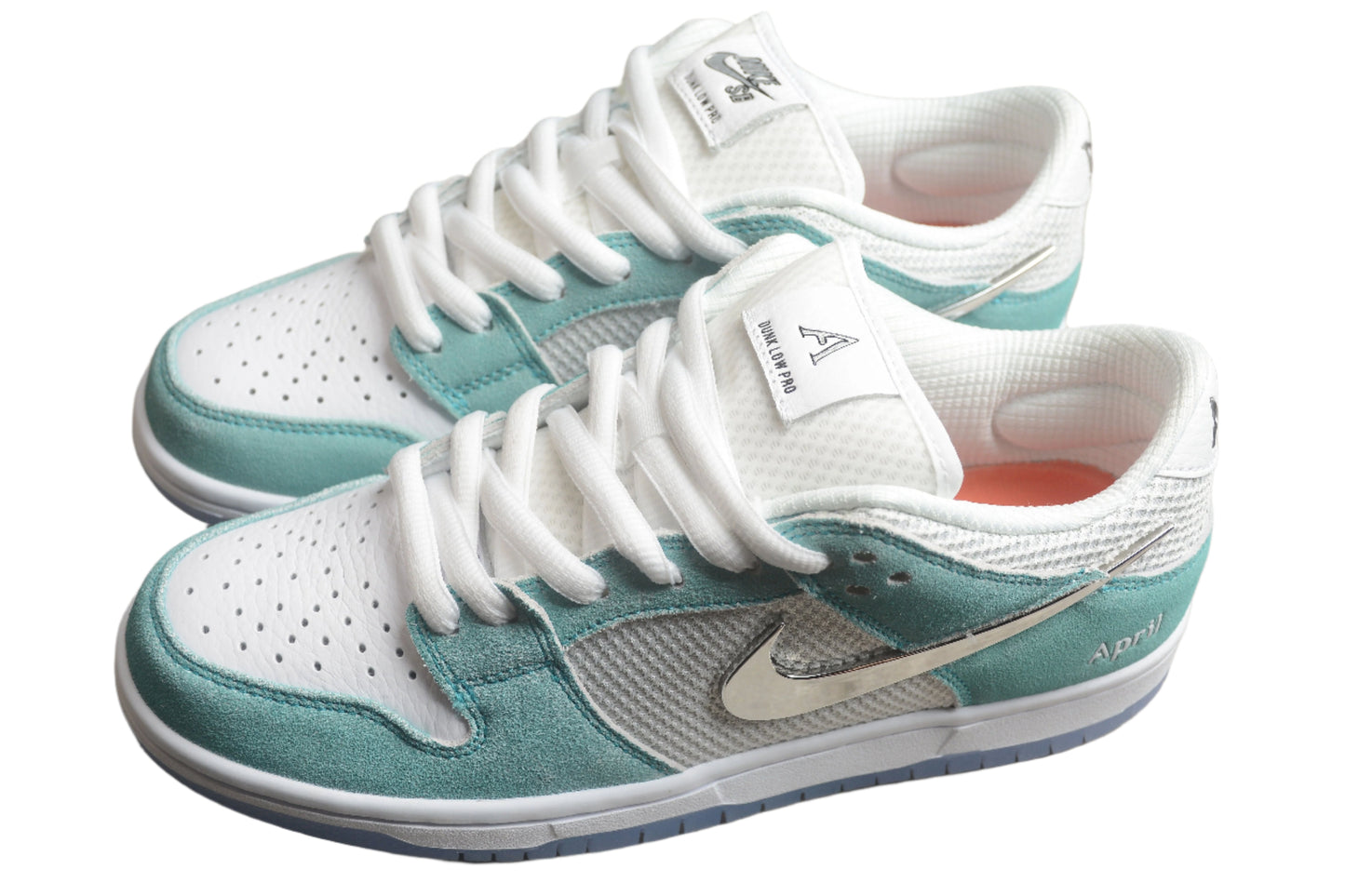Nike Dunk Low SB