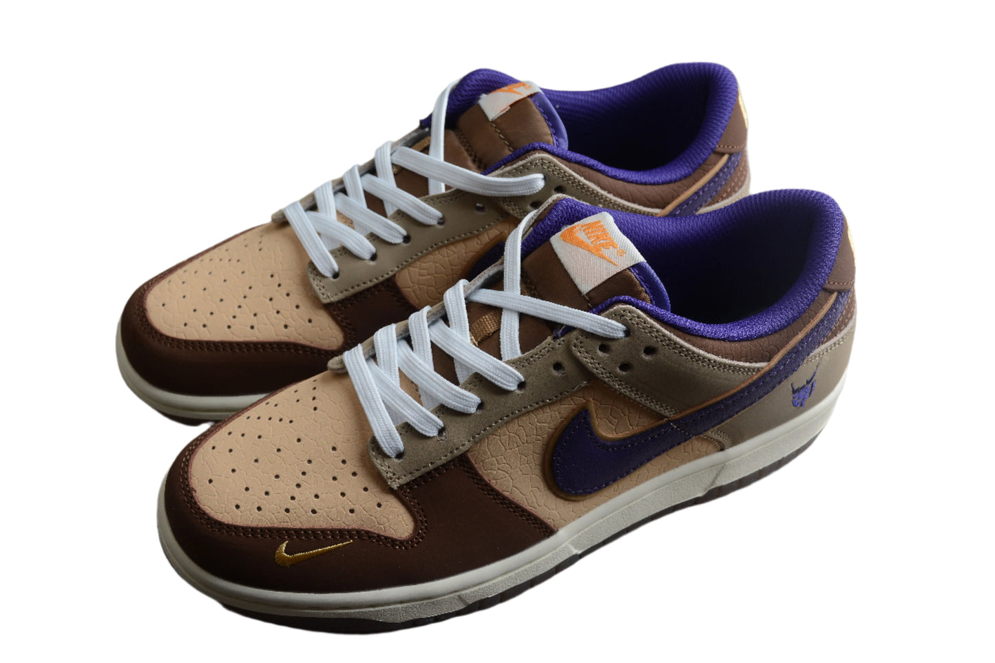 Nike Dunk Low  SB