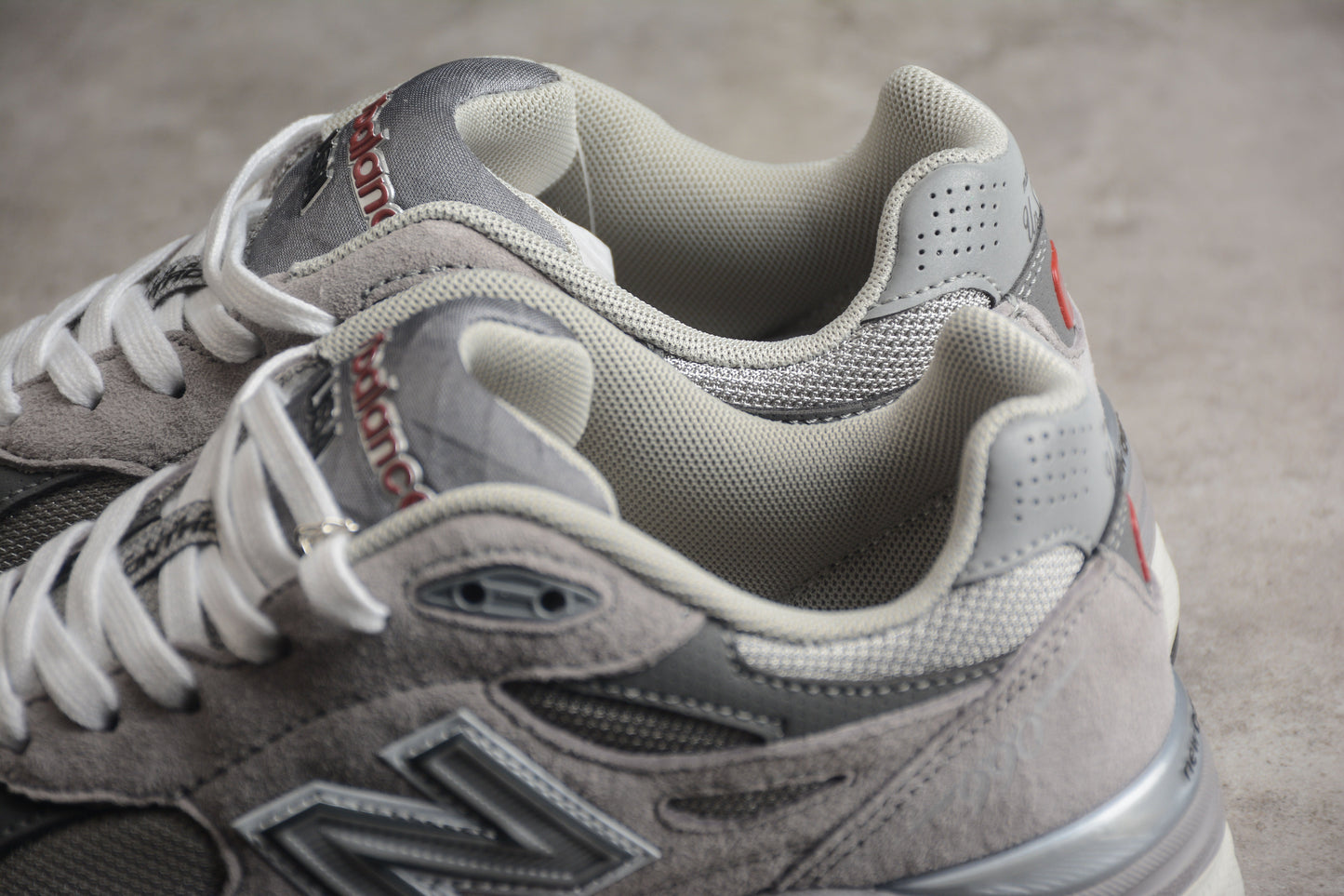 New Balance V3 990