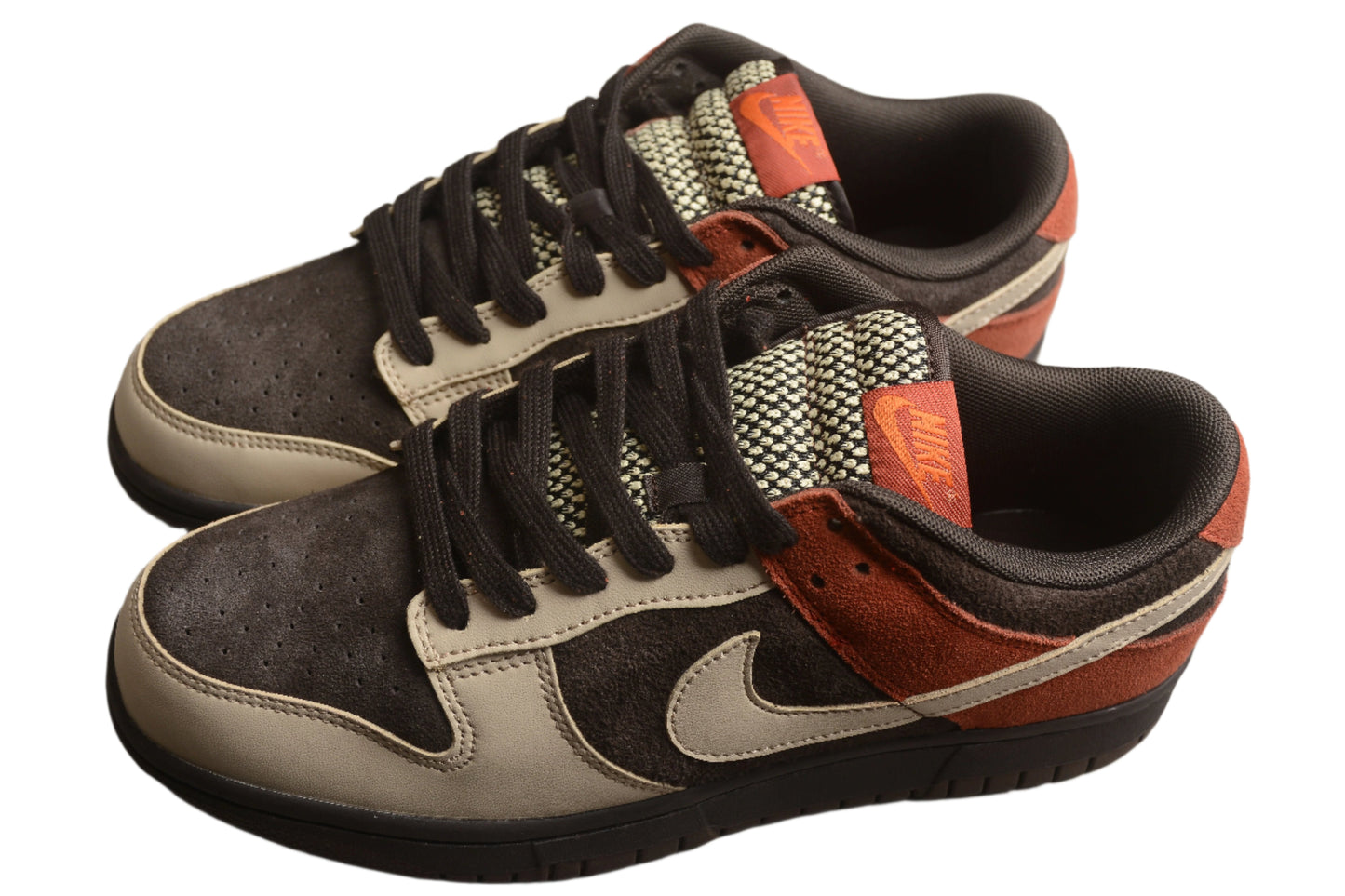 Nike Dunk Low  SB