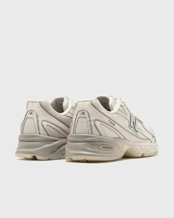 New Balance 740