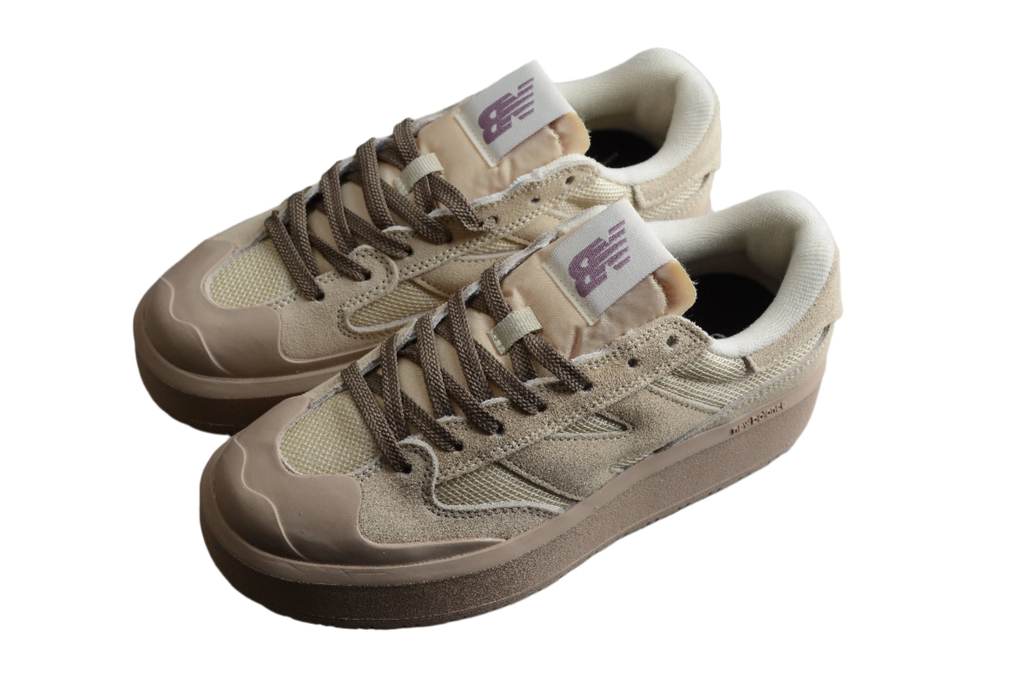 New Balance 302
