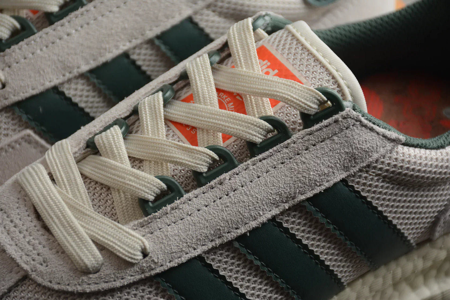 Adidas Retropy