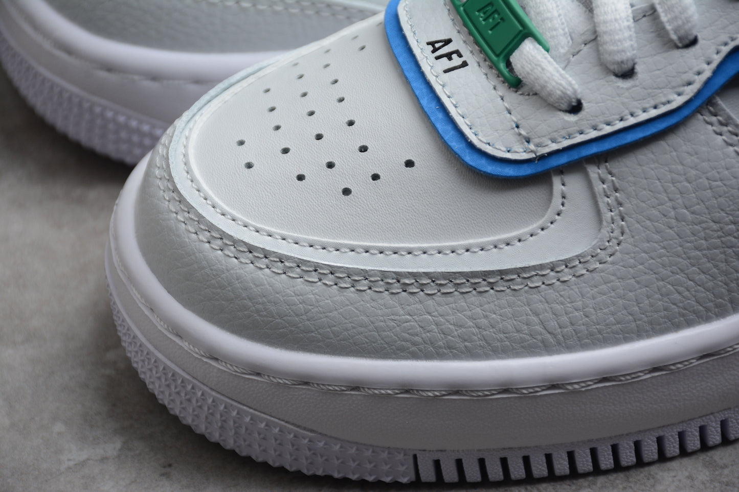 Nike Air Force One Shadow