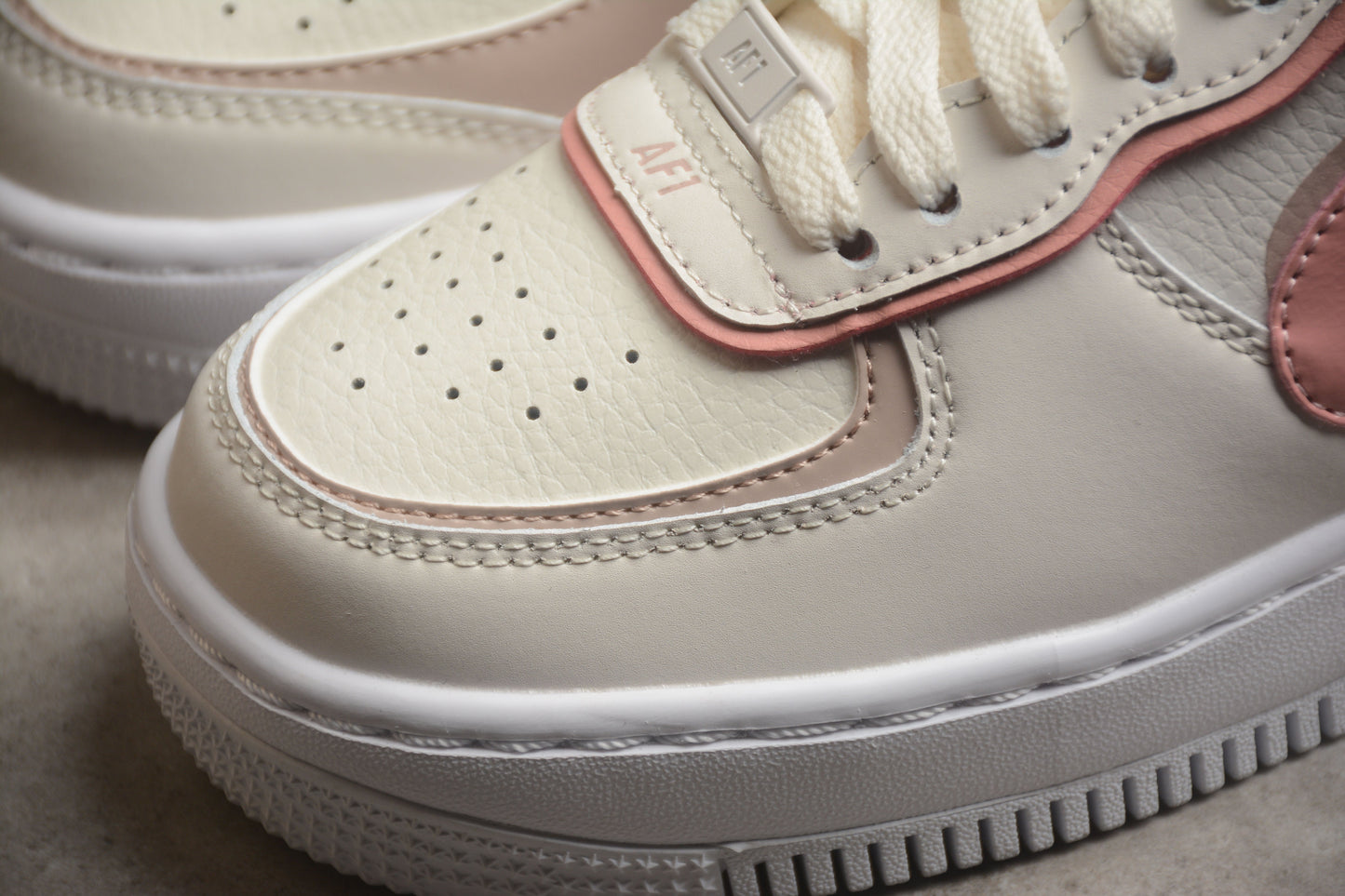 Nike Air Force One Shadow