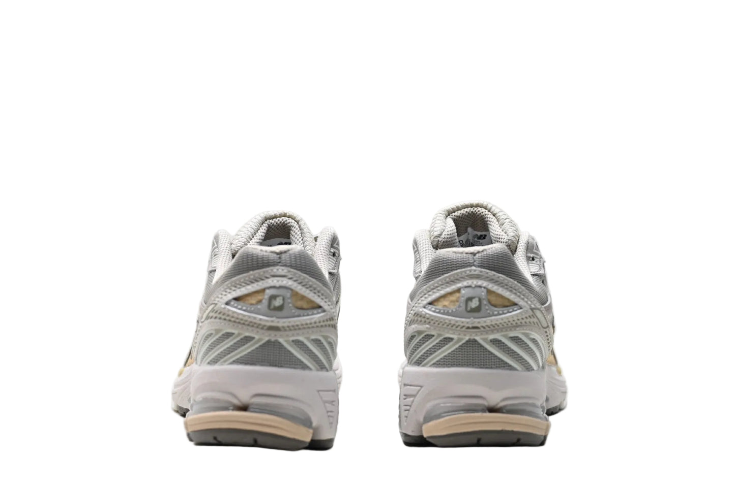 New Balance 860