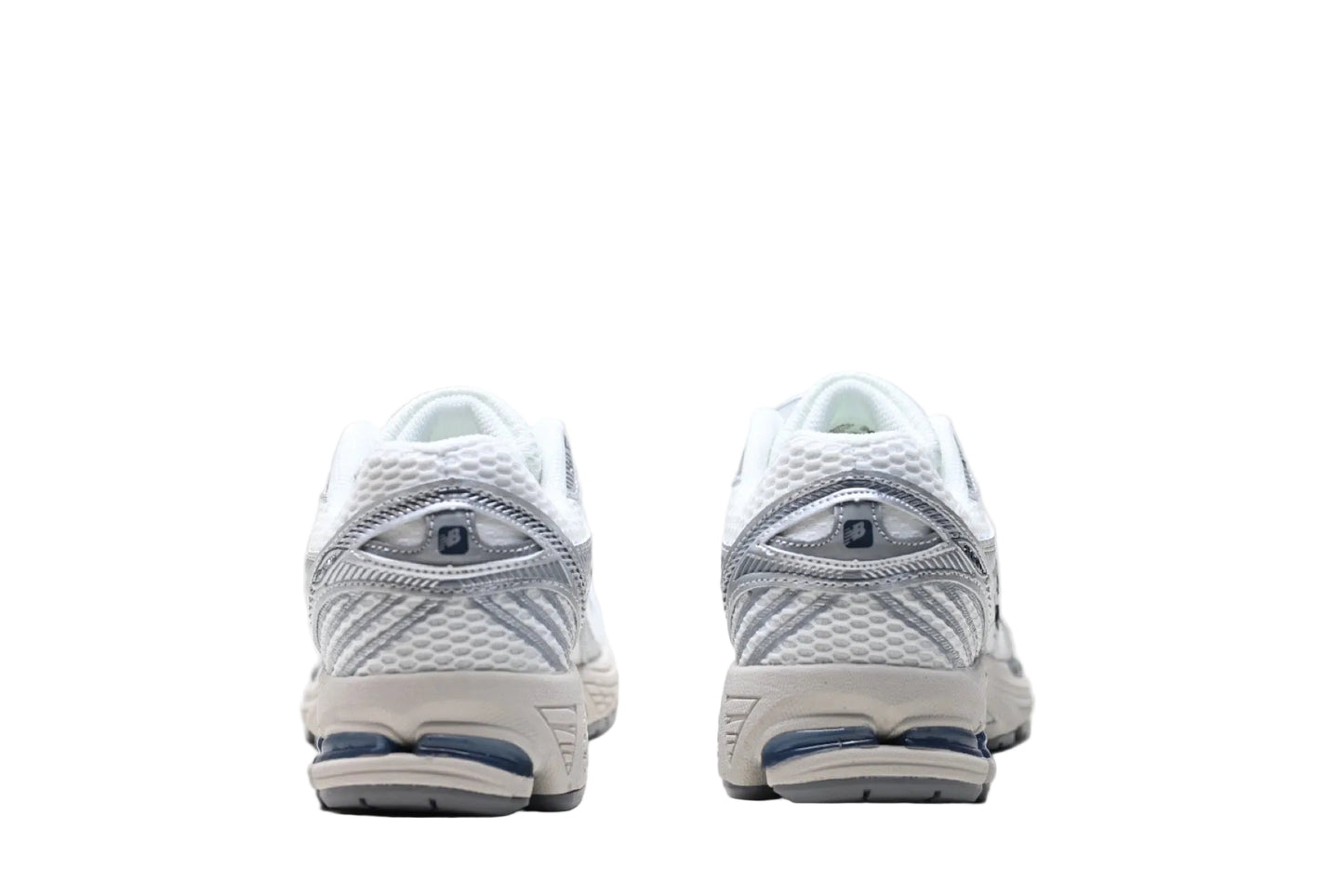 New Balance 860