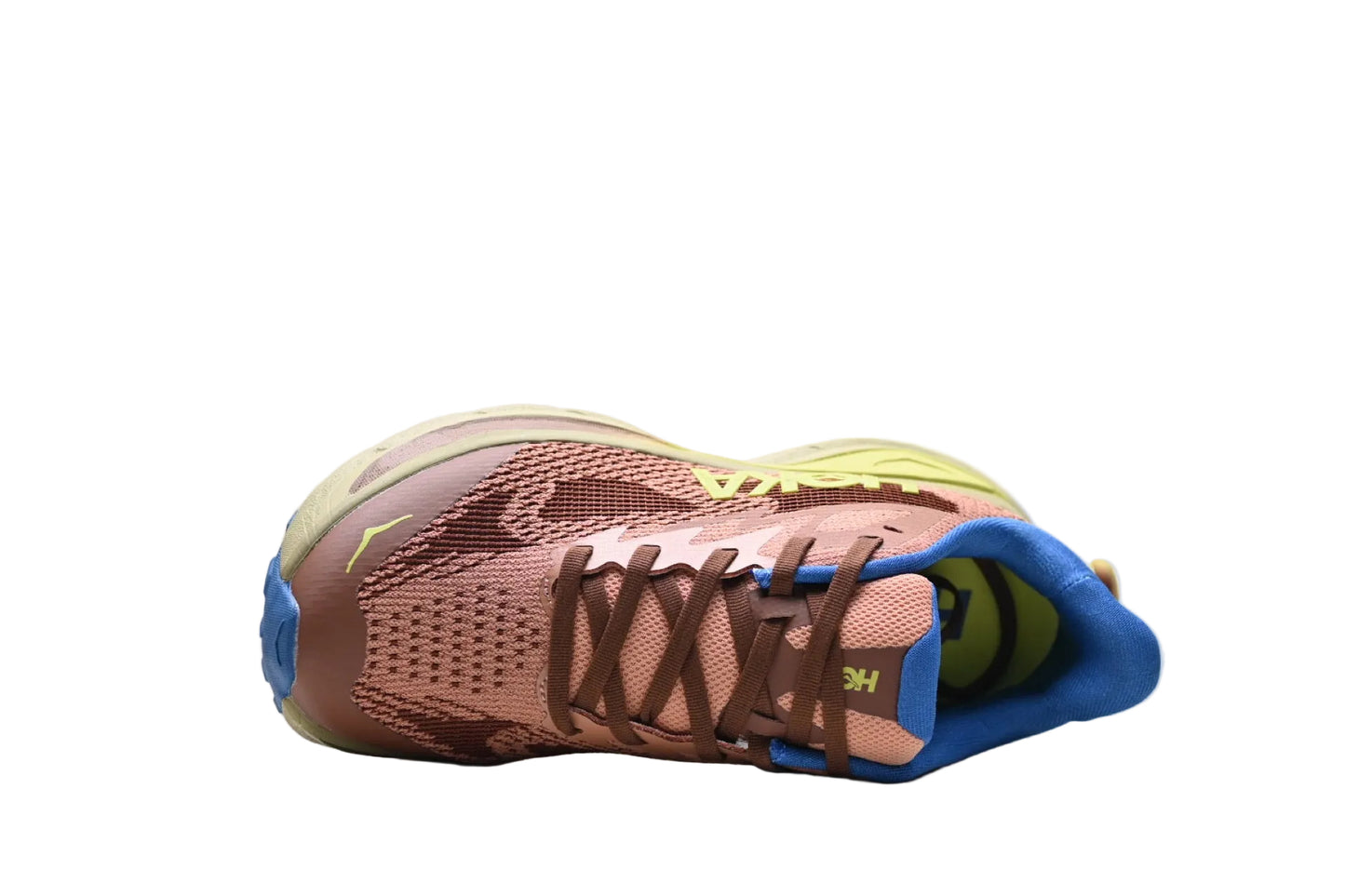 Hoka challenger 8
