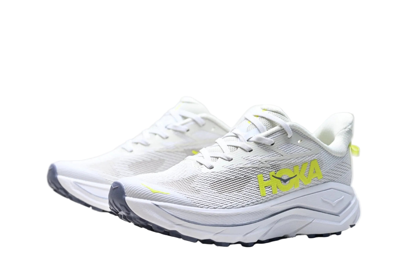 Hoka challenger 8