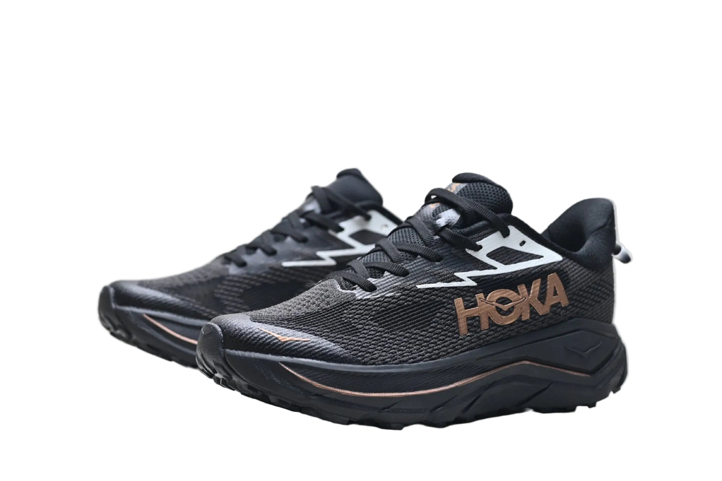 Hoka challenger 8