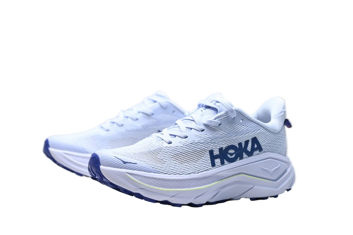 Hoka challenger 8