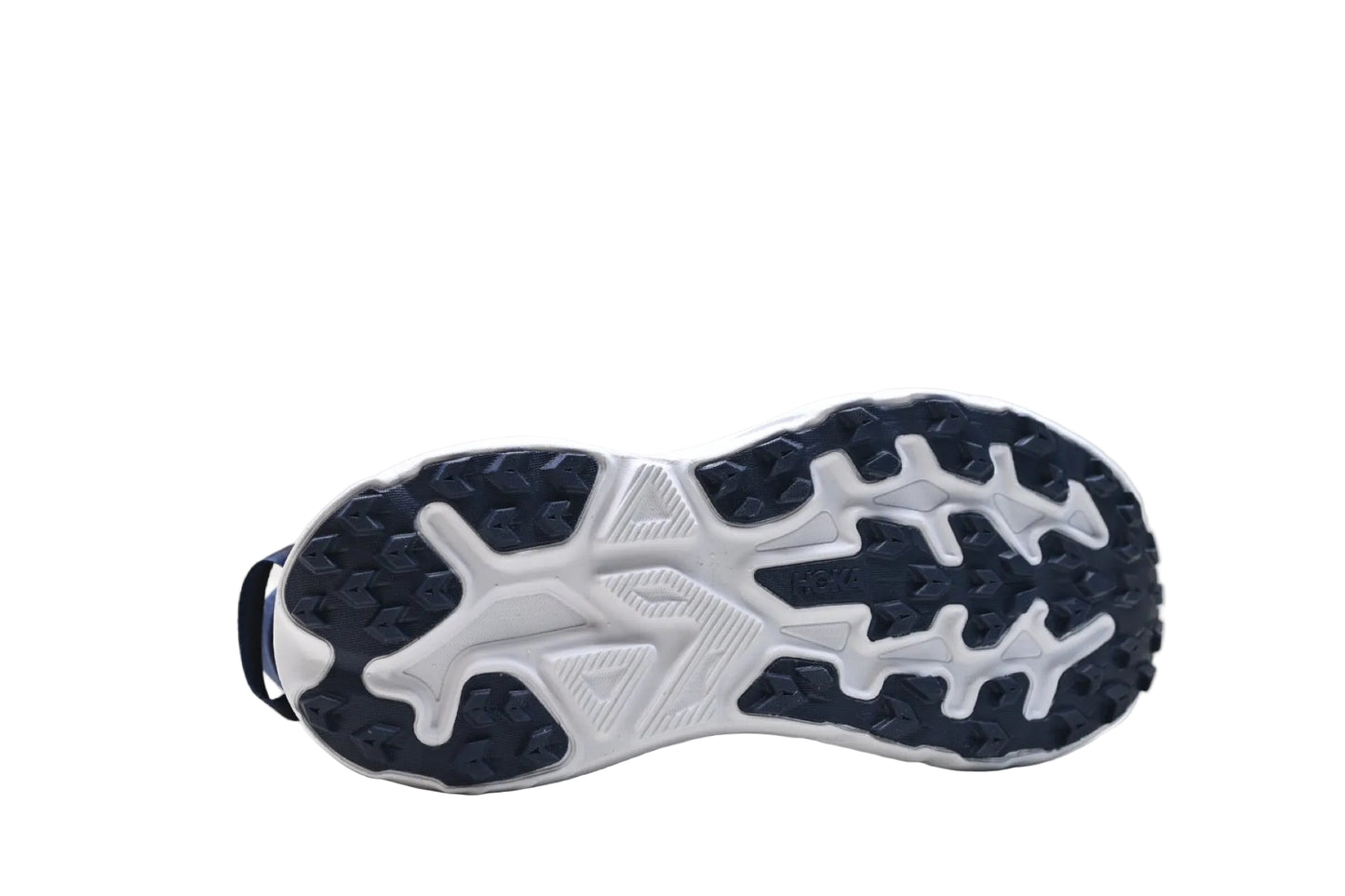 Hoka challenger 8