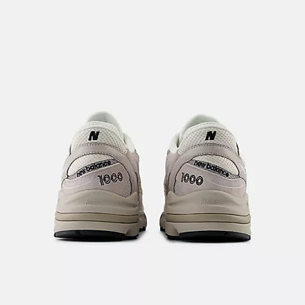 New Balance  1000