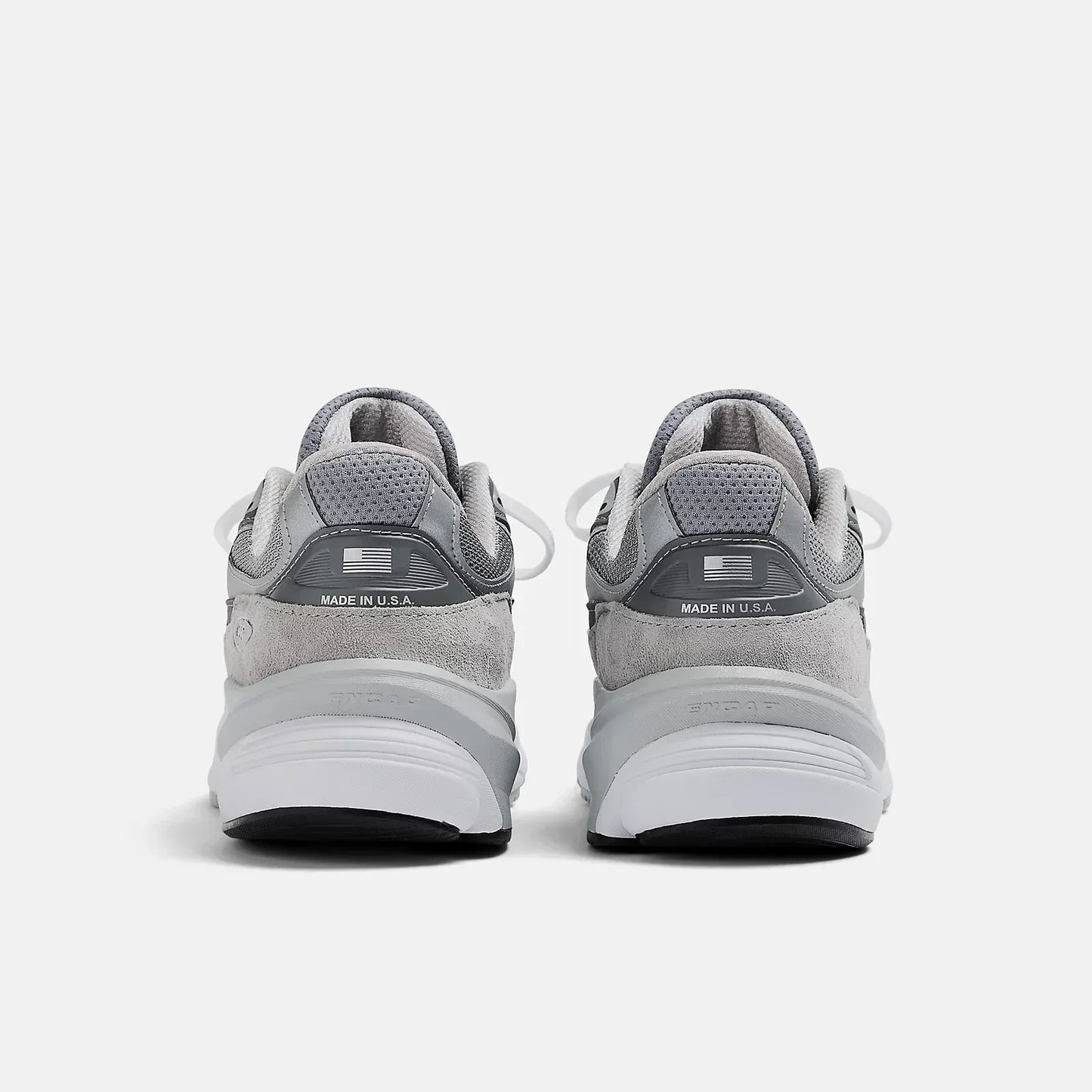 New Balance 990v6