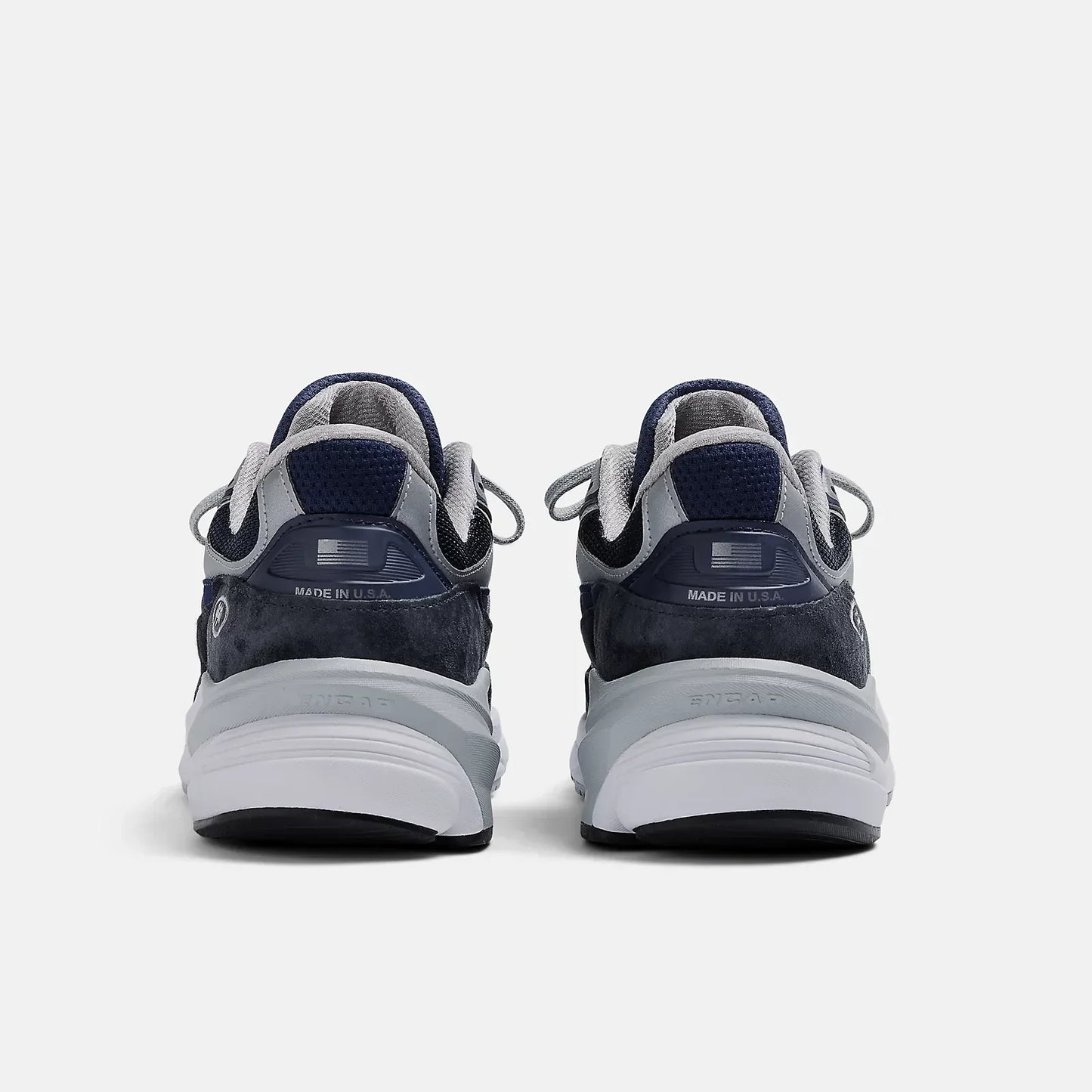 New Balance 990v6