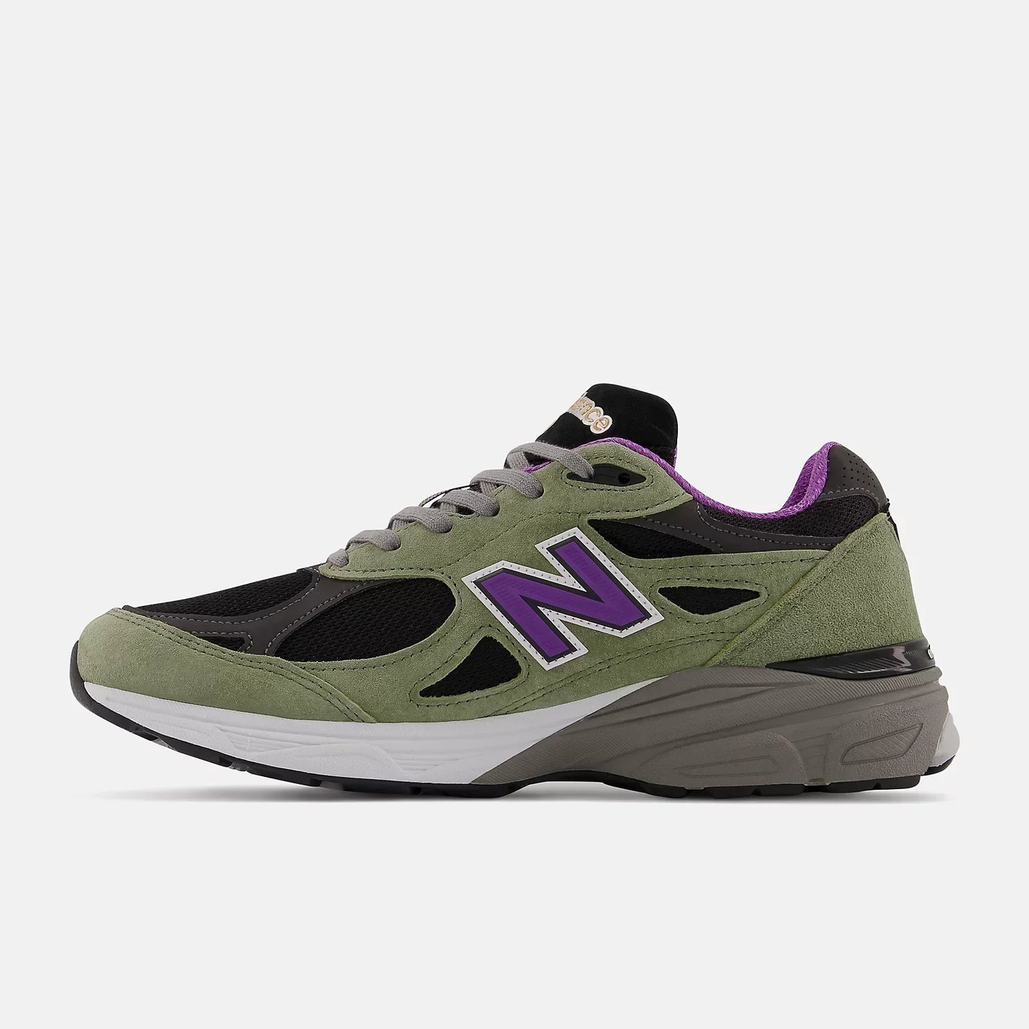 New Balance V3 990
