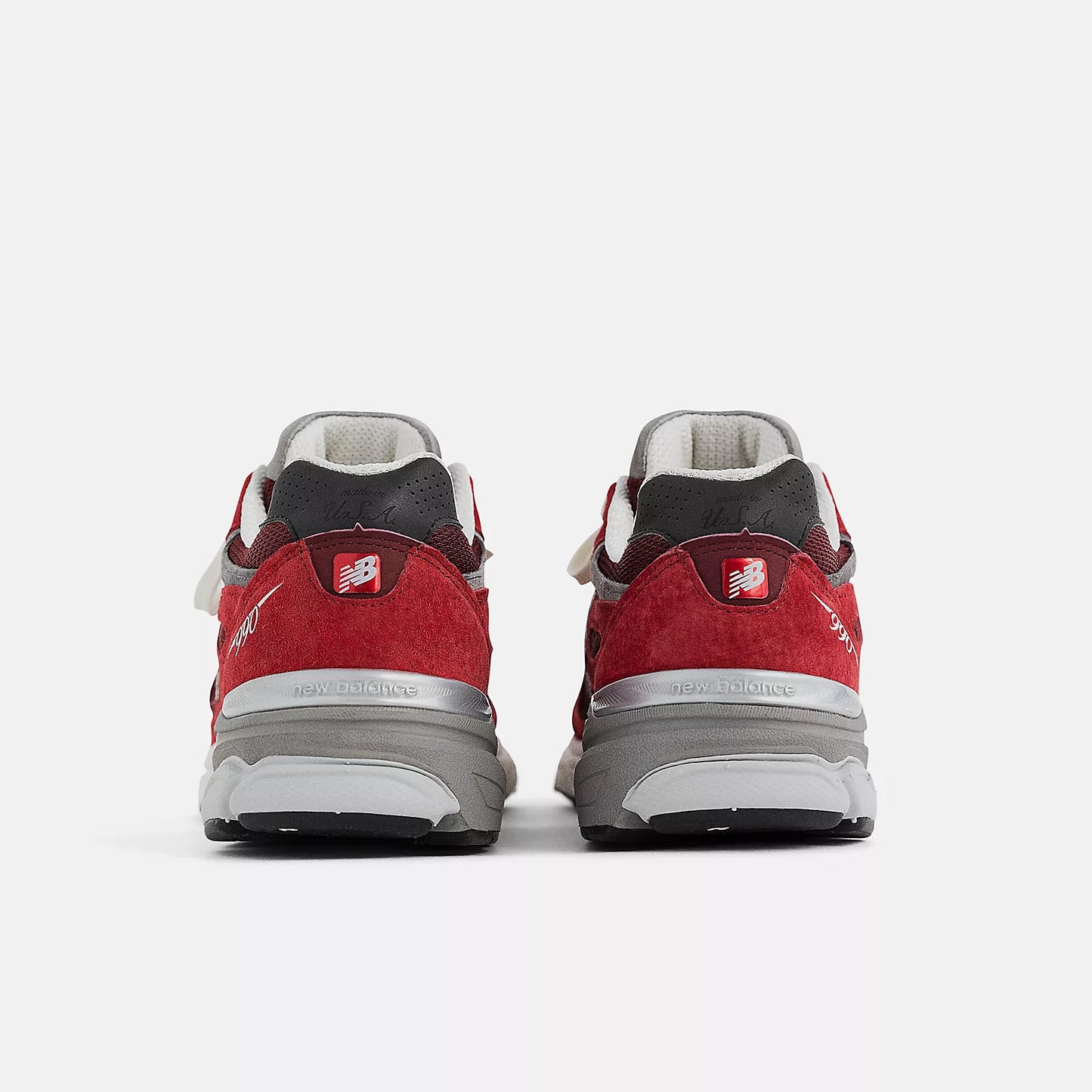 New Balance V3 990