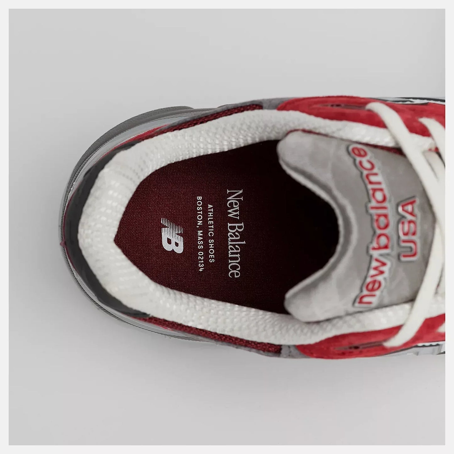 New Balance V3 990