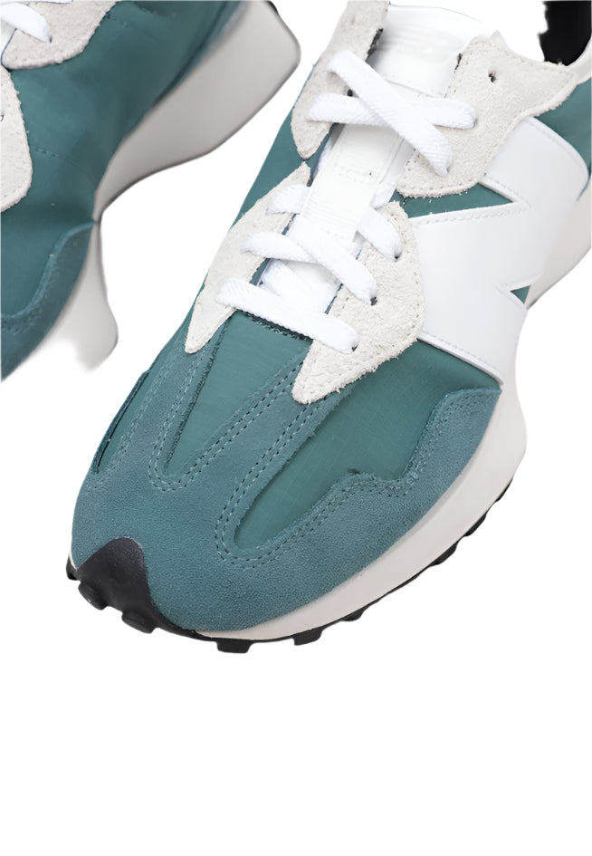 New Balance 327