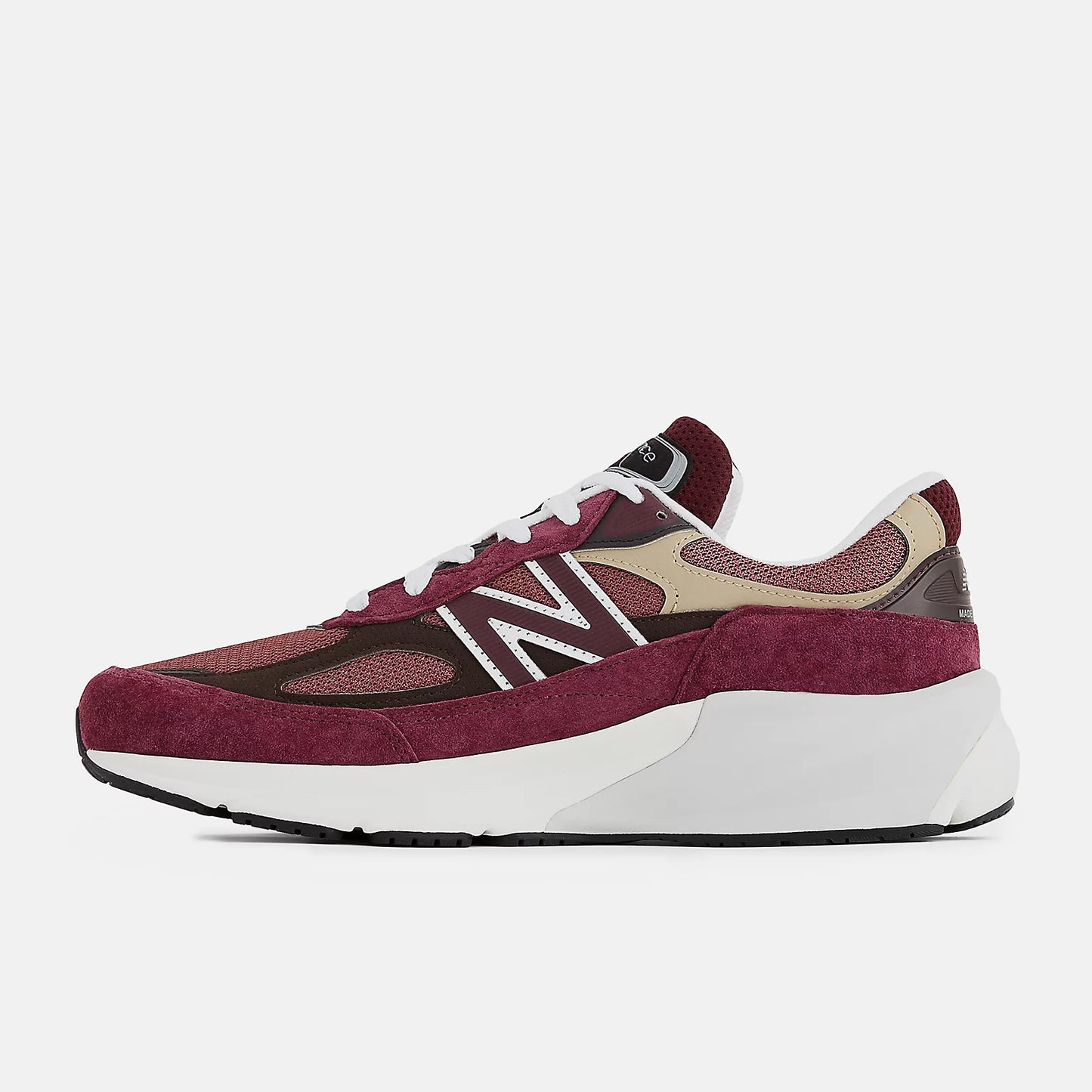 New Balance 990v6