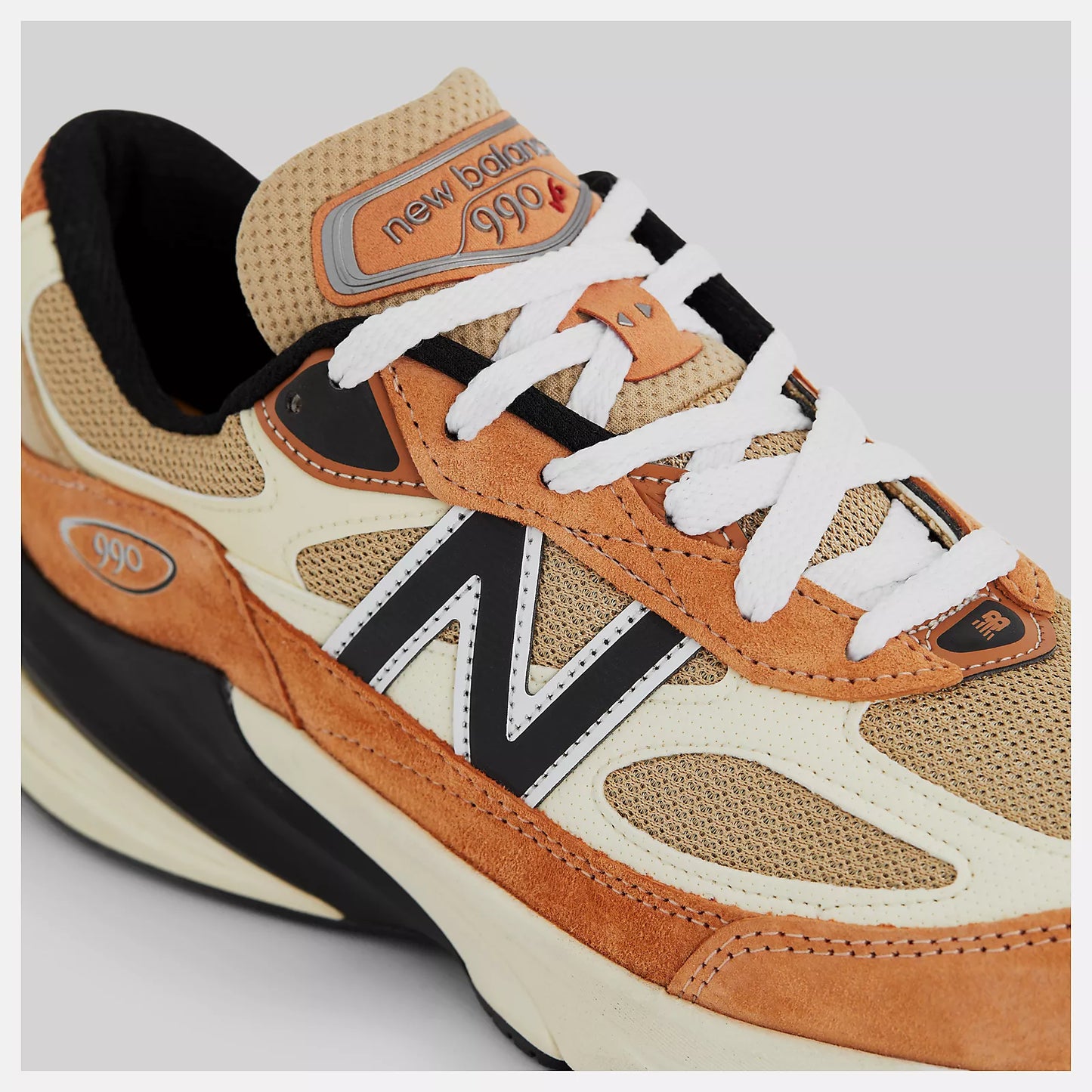 New Balance 990v6